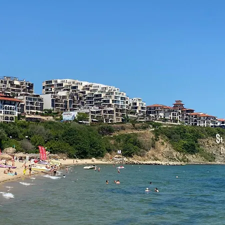 Fregata 2 アパート