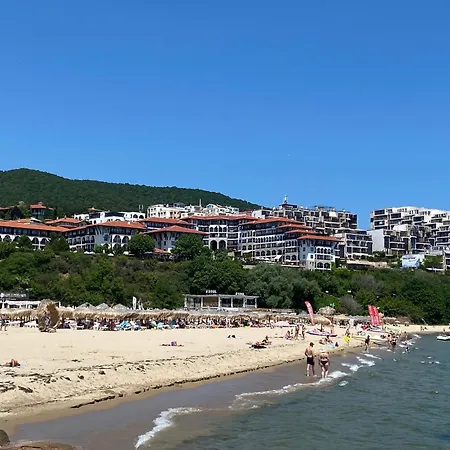 Fregata 2 アパート