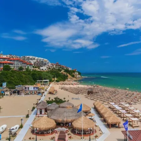 アパート Fregata 2 *